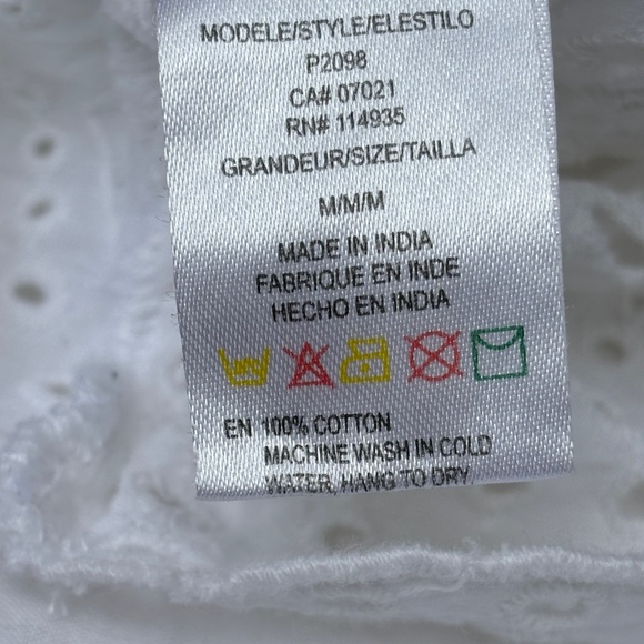 M  100% cotton crop eyelet blouse - Picture 7 of 9